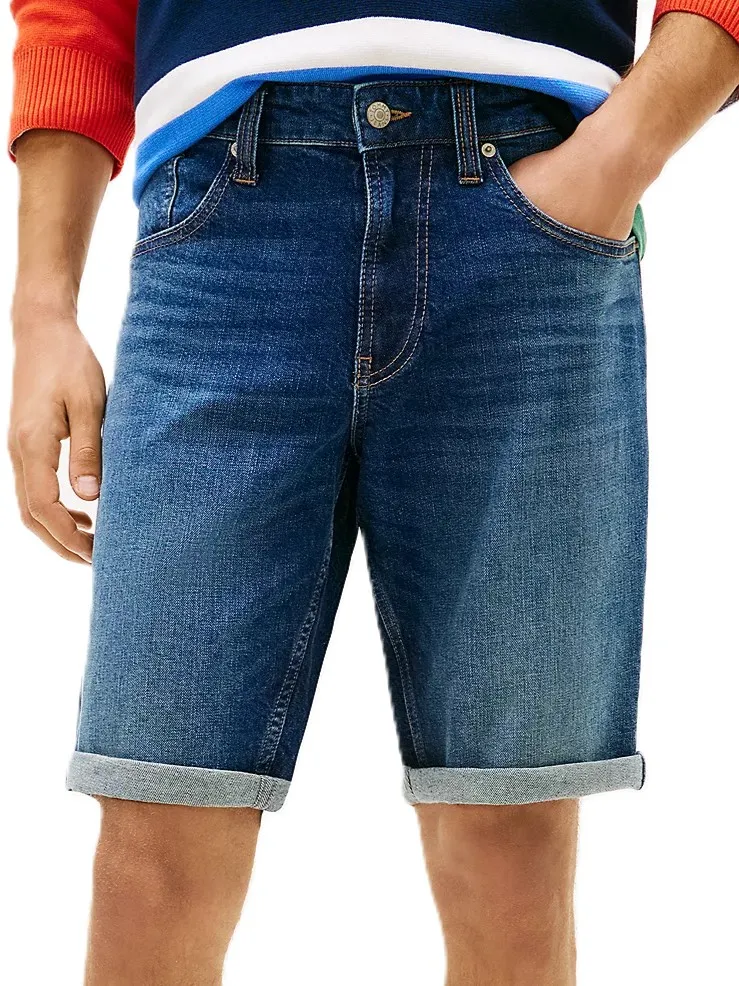DM0DM22980_1BK_alternate1.webp
